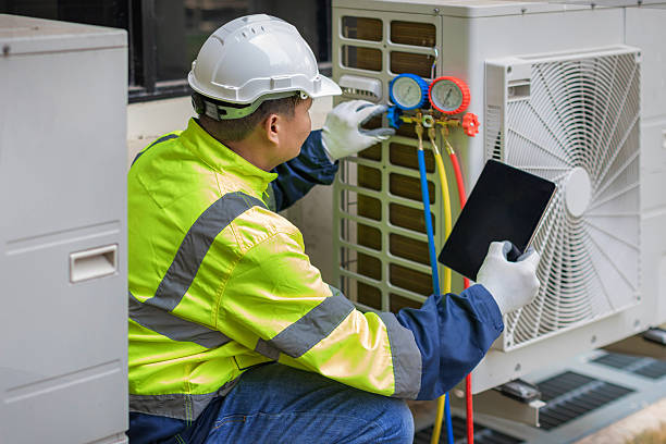 Professional Hvac Maintenance technician working in Reston, VA